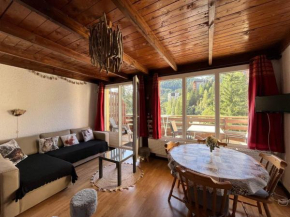 Charmant studio avec balcon, près des pistes - FR-1-165A-94